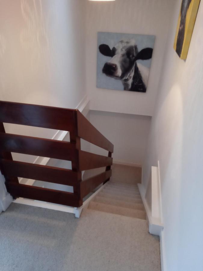 Apartment In The Heart Of Каландър Екстериор снимка