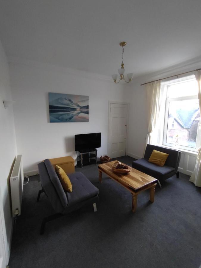 Apartment In The Heart Of Каландър Екстериор снимка